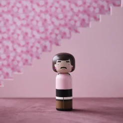 Figurine En Bois Kokeshi Sketch.Inc Freddie - I Want To Break Free - 14.5 Cm