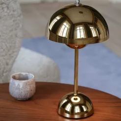 Lampe A Poser Flowerpot Vp9 Sans Fil - Laiton