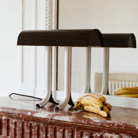 Lampe De Table Anagram - O 14 X H 32,5 Cm - Fer Noir