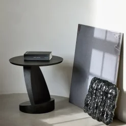 Table D'Appoint Oblic En Teck Noir Verni - O 52 Cm