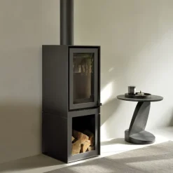 Table D'Appoint Oblic En Teck Noir Verni - O 52 Cm