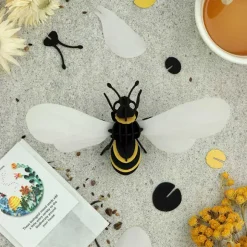 Trophee Origami Abeilles Ailes Transparentes